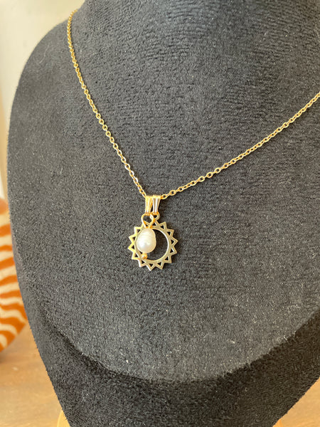 Collier Sunon