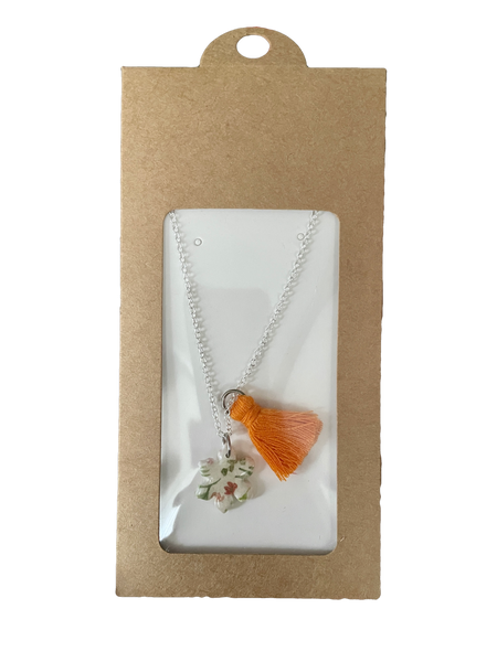 Collier flocon à pompon