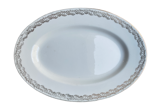 Plat ovale à dorures