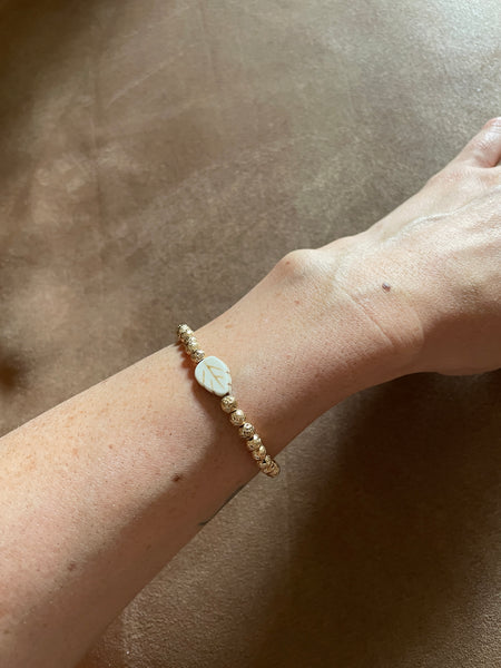 Bracelet lave dorée