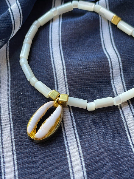 Bracelet nacre et cauri