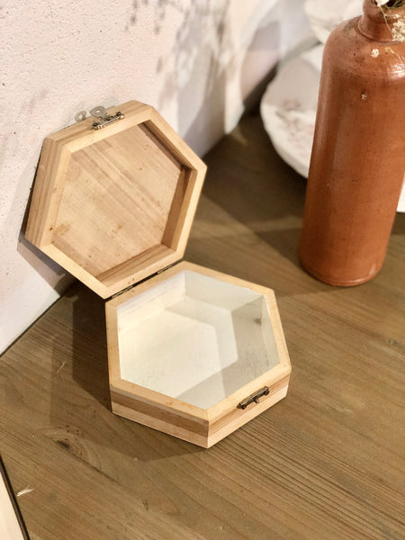 Boîte en bois marqueté